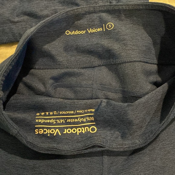 Outdoor Voices blue size small warm up 7/8 legging and bra set - Picture 3 of 4